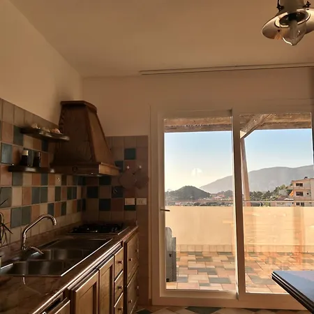 Διαμέρισμα Attico Le Vele Con Vista Mare - *