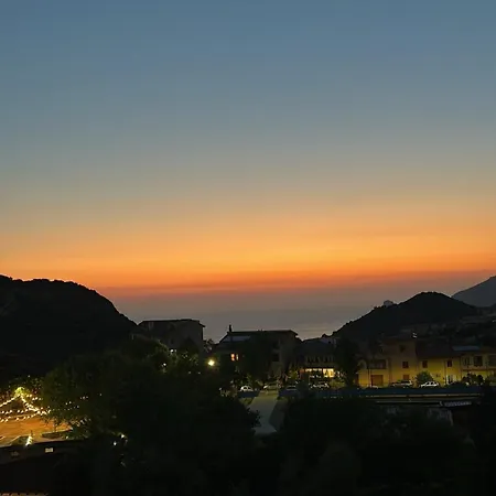 Attico Le Vele Con Vista Mare - Apartamento Nebida